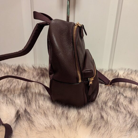 COACH F38263 CHARLIE MINI BACKPACK SHOULDER BAG IN PEBBLE LEATHER PRE-OWNED. - Picture 3 of 8